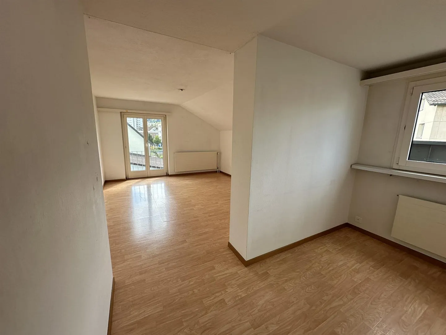 Cozy 2.5-room apartment with charm in Emmenbrücke - Photo 2 of 8