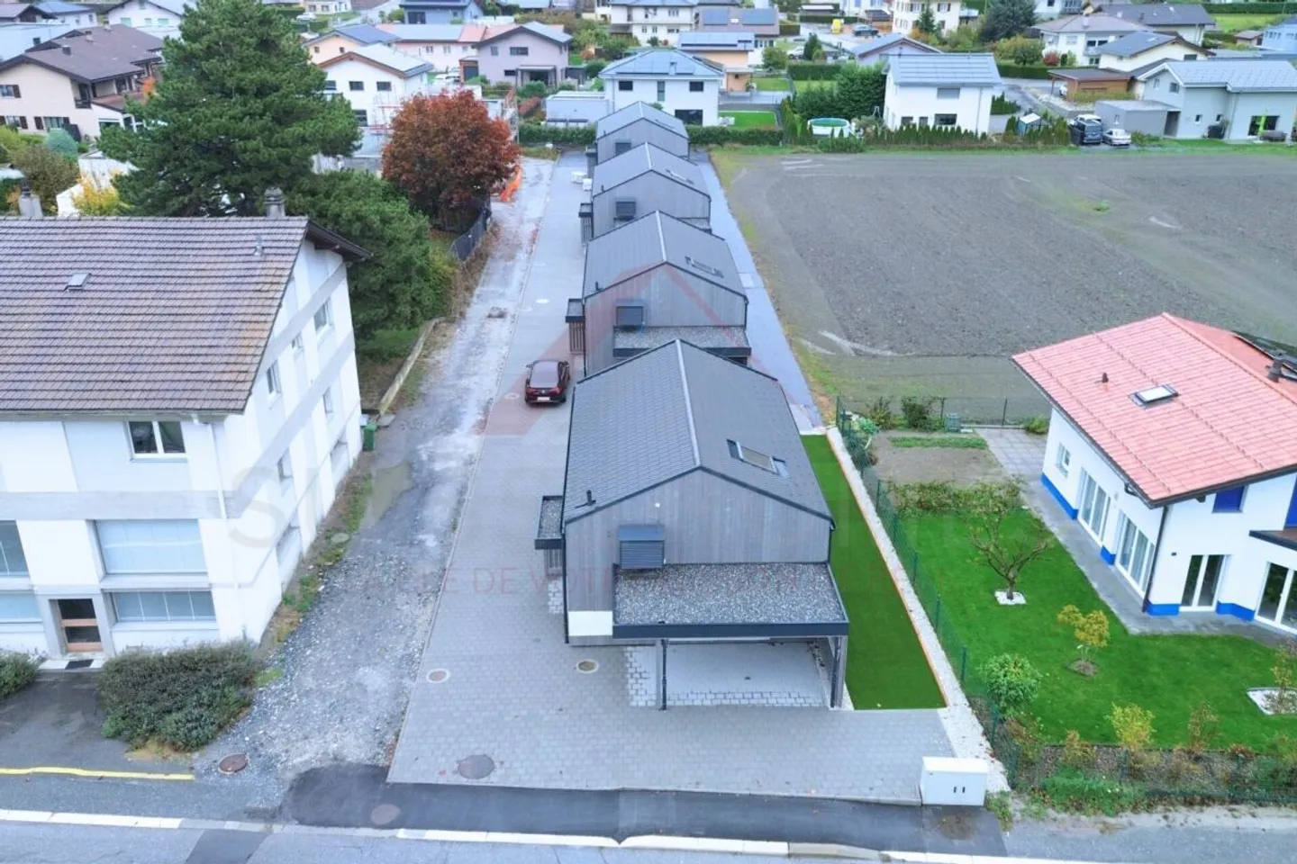 Extraordinary contemporary villa - elegant design, high-quality furnishings and Swiss quality - Photo 3 of 20