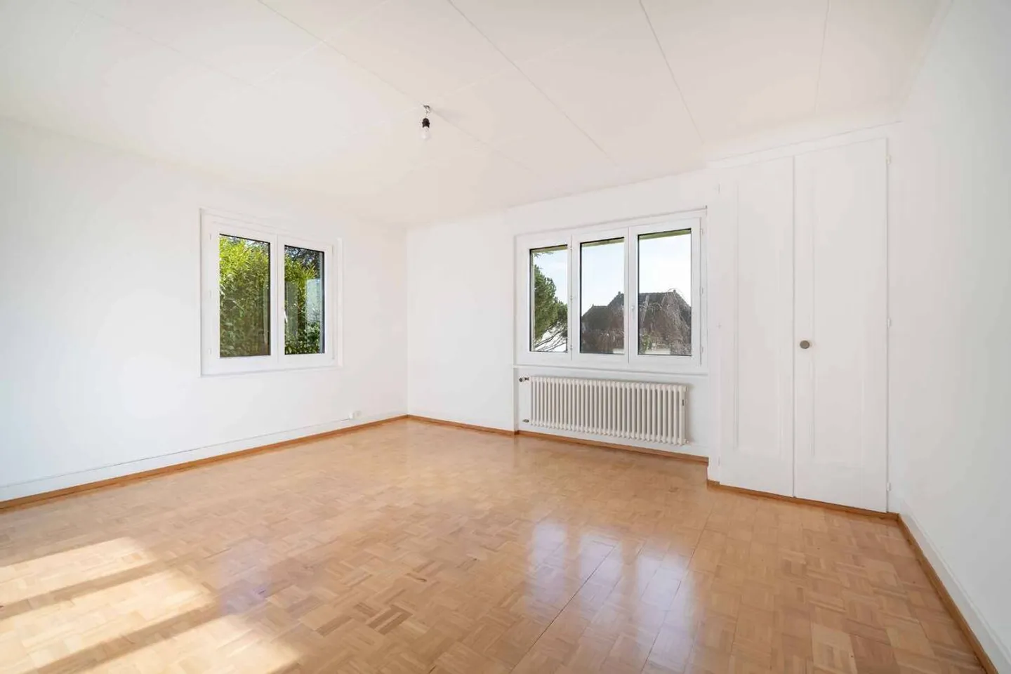 Sublime 4.5 rooms with lake view - Photo 8 of 11