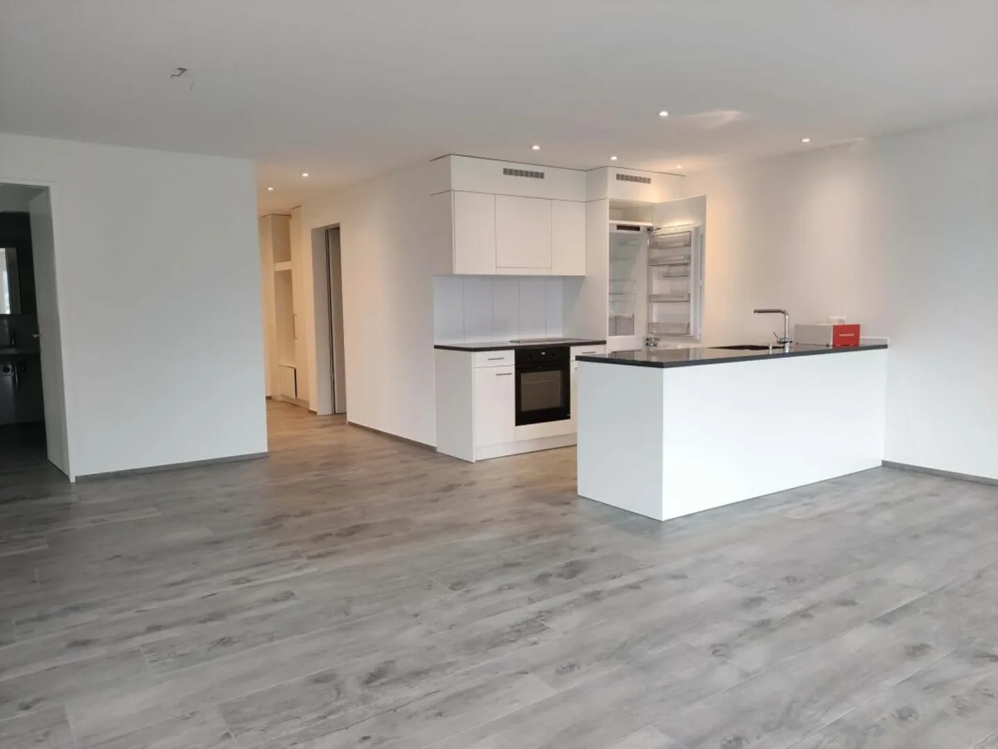 Sonnige Gartenwohnung in Eggersriet - Foto 3 von 6