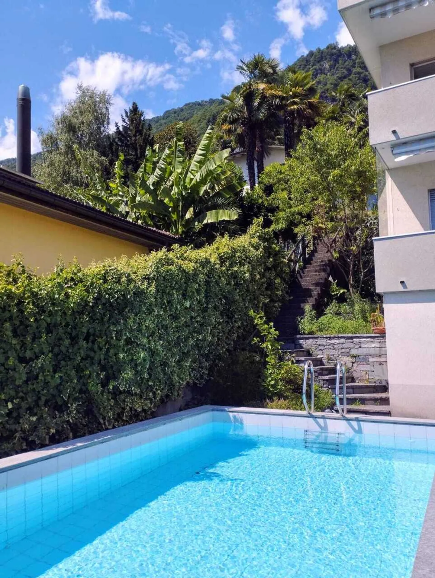 GORDOLA - Wir verkaufen eine große Wohnung mit Schwimmbad in ruhiger Lage - Foto 5 von 31