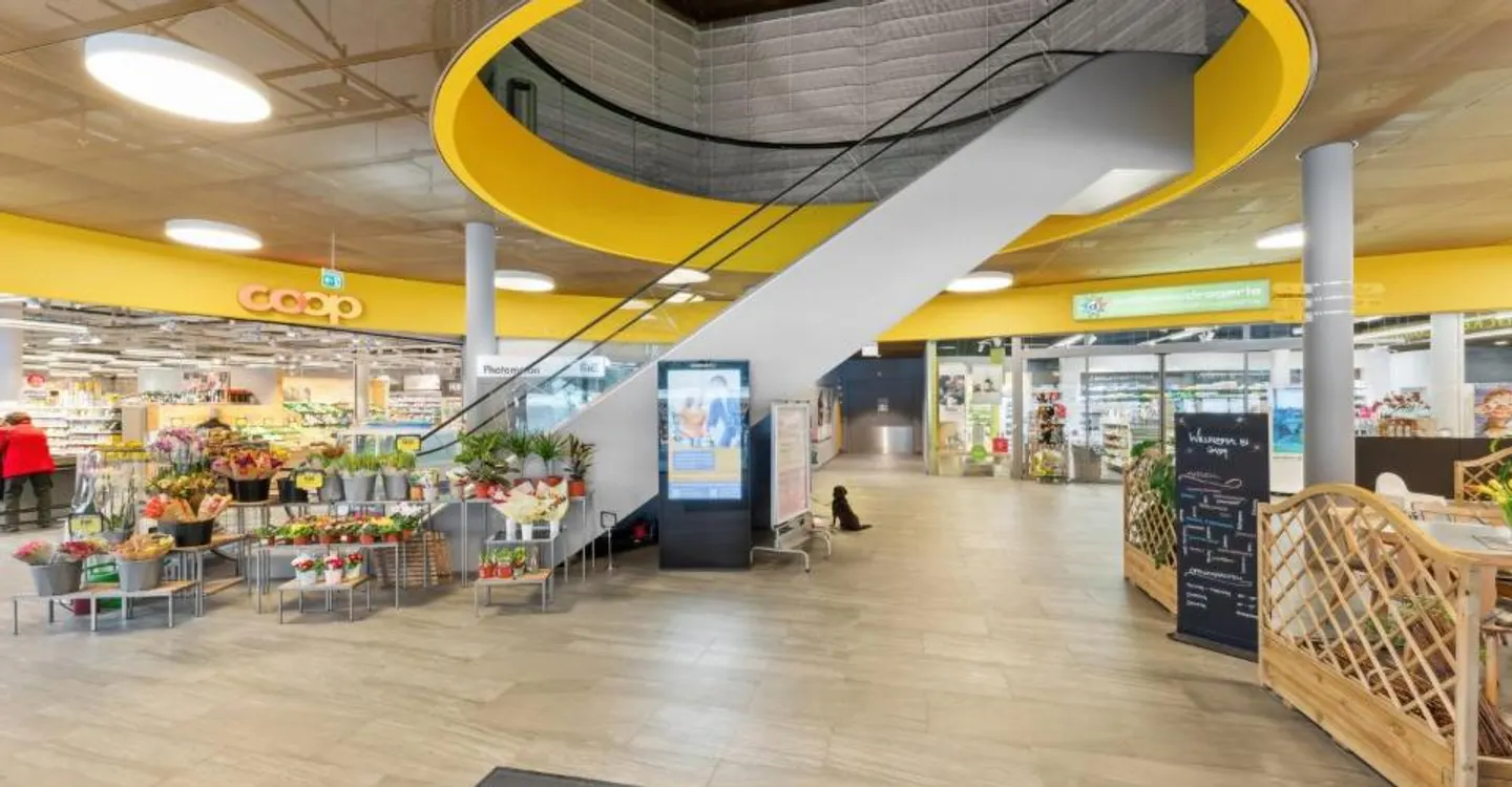 Flexible Sales/Exhibition Spaces in Attractive Ascherapark - Photo 5 of 7