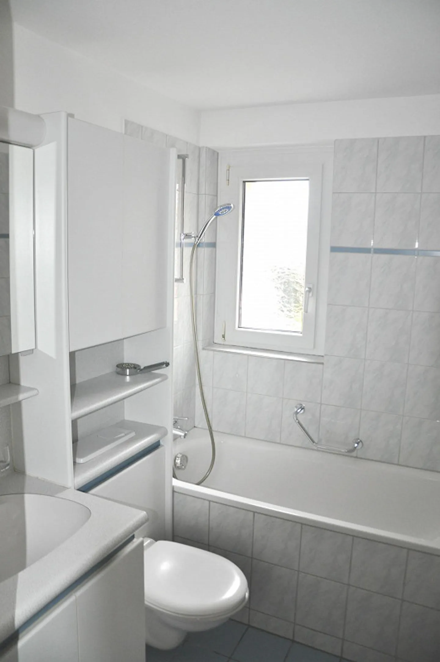 Central and Quiet 4.5-Room Apartment on the 1st Floor - Photo 7 of 10