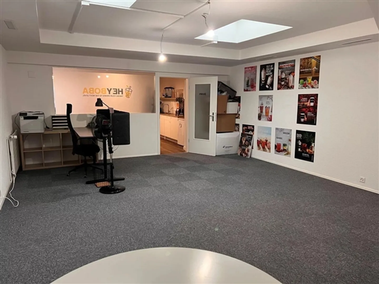 Ideally located 100 m² offices - Photo 4 of 8