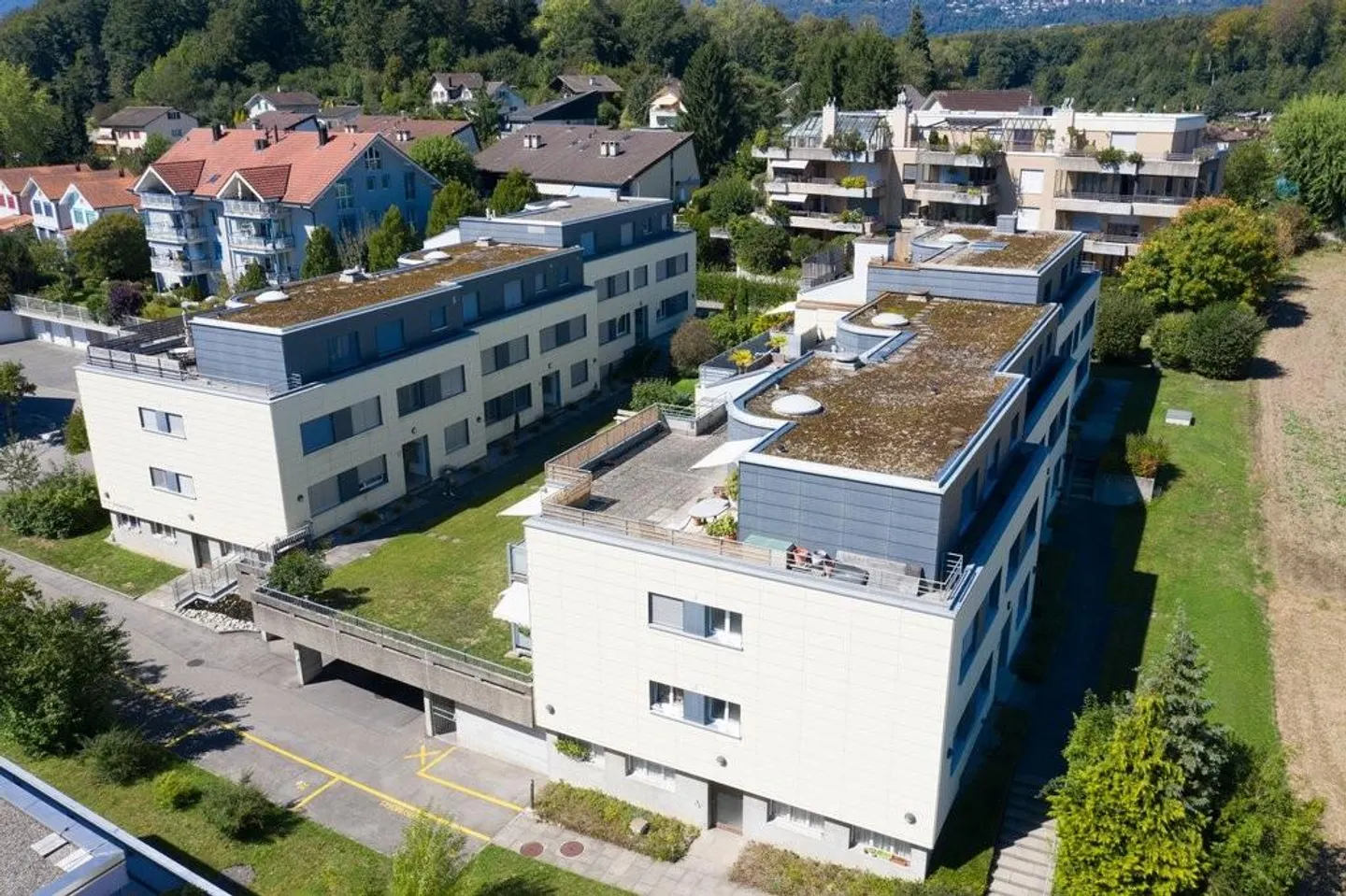 Penthouse apartment with large terrace near the agricultural zone in Brügg - Photo 12 of 12