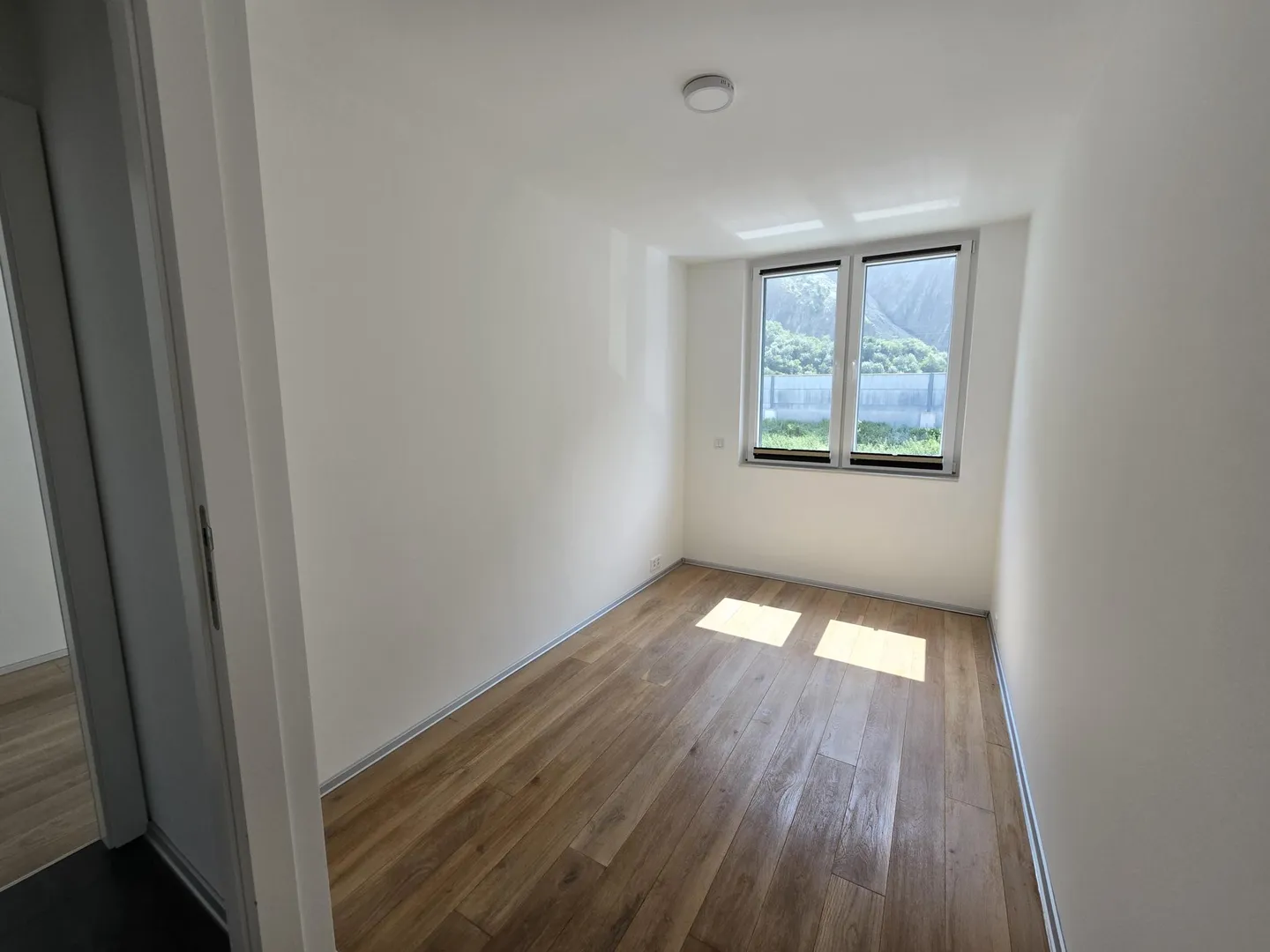 Magnifico appartamento di 4,5 locali con fascino - posto auto incluso - Foto 4 di 5