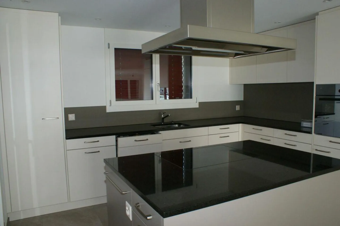 Attractive 5.5-room apartment in a quiet residential area - Photo 3 of 11