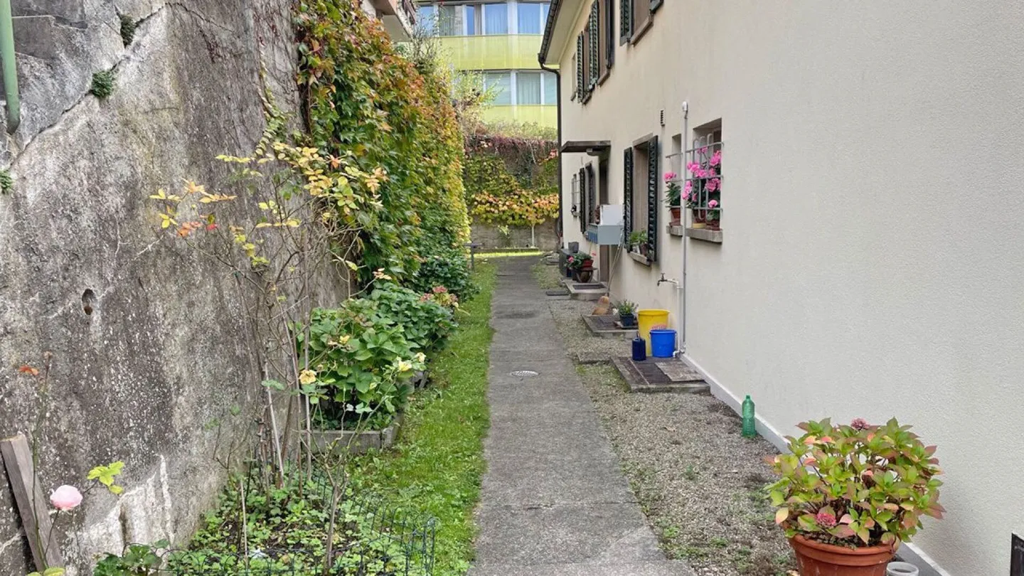 Appartamento di 4 stanze ai margini della città vecchia vicino al Reno (piano terra sinistra) - Foto 2 di 10