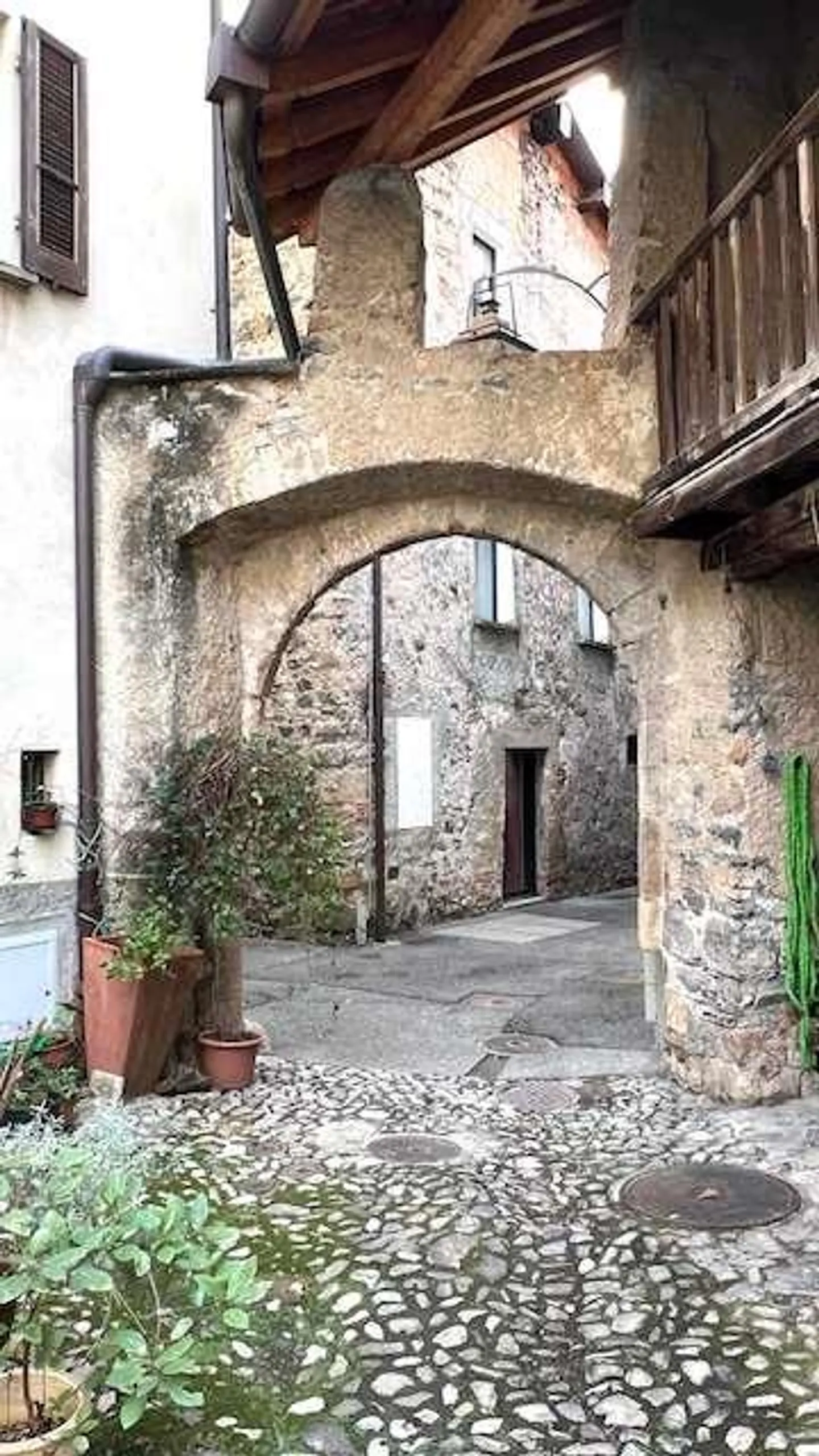 Casa nel cuore di Riva San Vitale vicino al lago - Foto 3 di 13