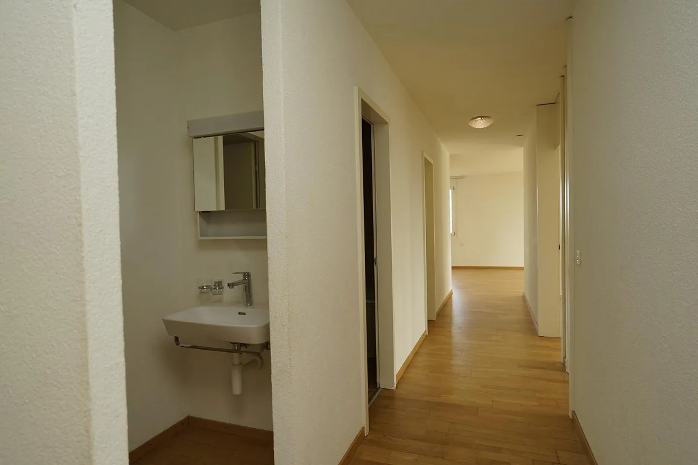 Helles Apartment mit Alpenblick - Foto 9 von 13