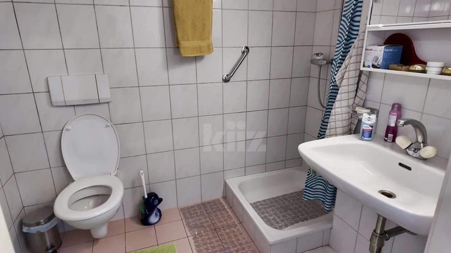 Charmant appartement traversant avec balcon - Photo 6 sur 13