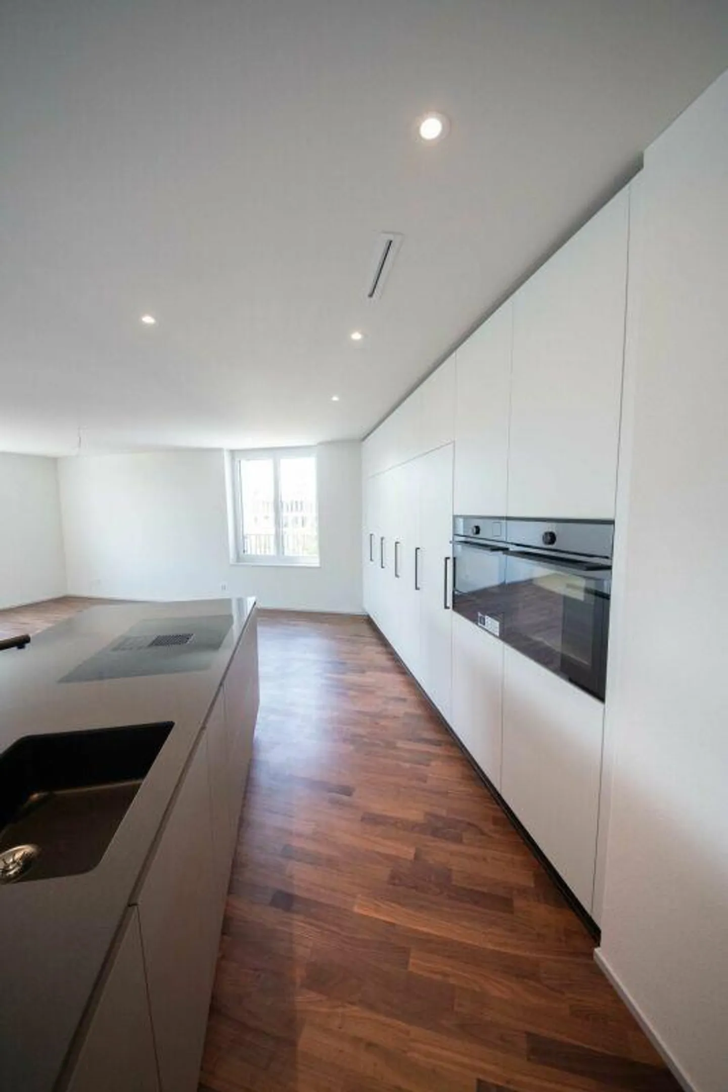 Appartamento moderno di 3,5 locali nel cuore di Jona in affitto - Foto 3 di 18