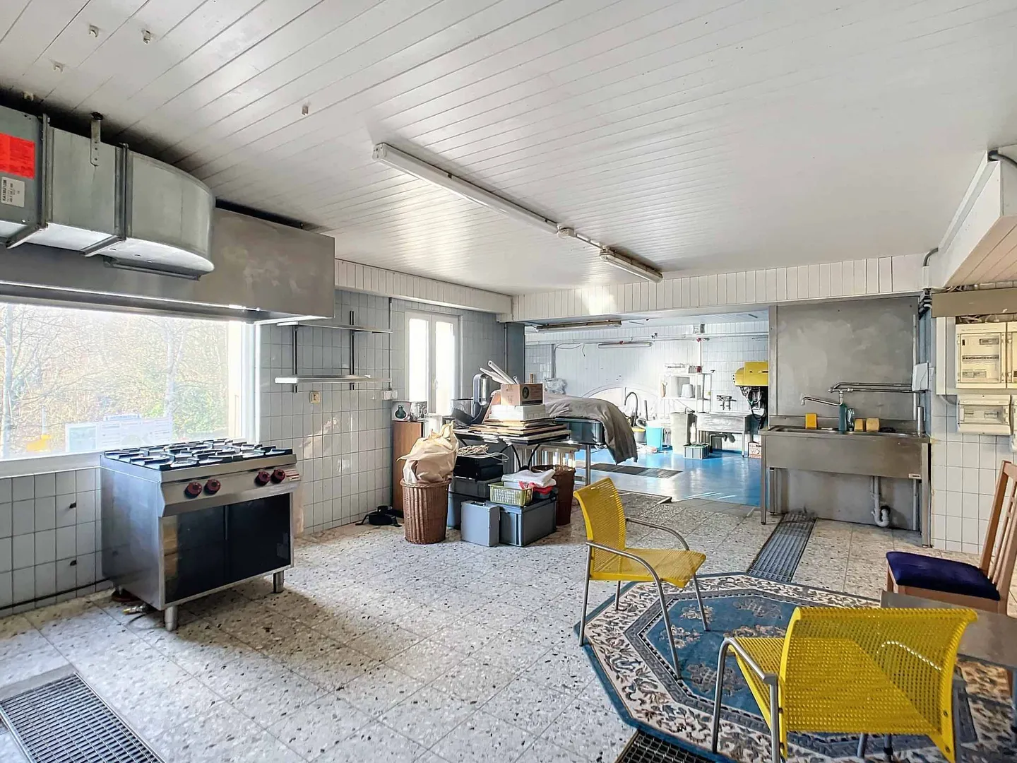 Ideal commercial space for a laboratory (caterer, others) - Photo 2 of 6