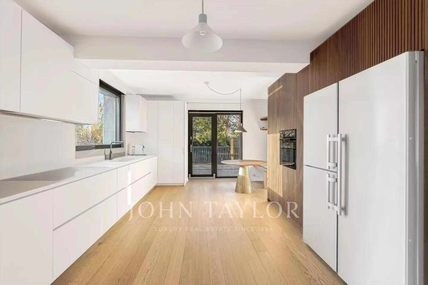 Completely Renovated Single-Family Villa - Photo 2 of 10