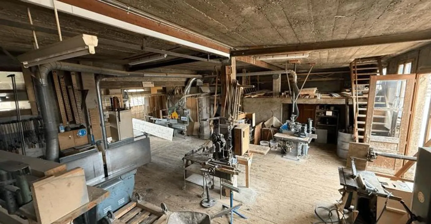CARPENTRY, SHEET METAL WORK, AND JOINERY WORKSHOP - Photo 2 of 4
