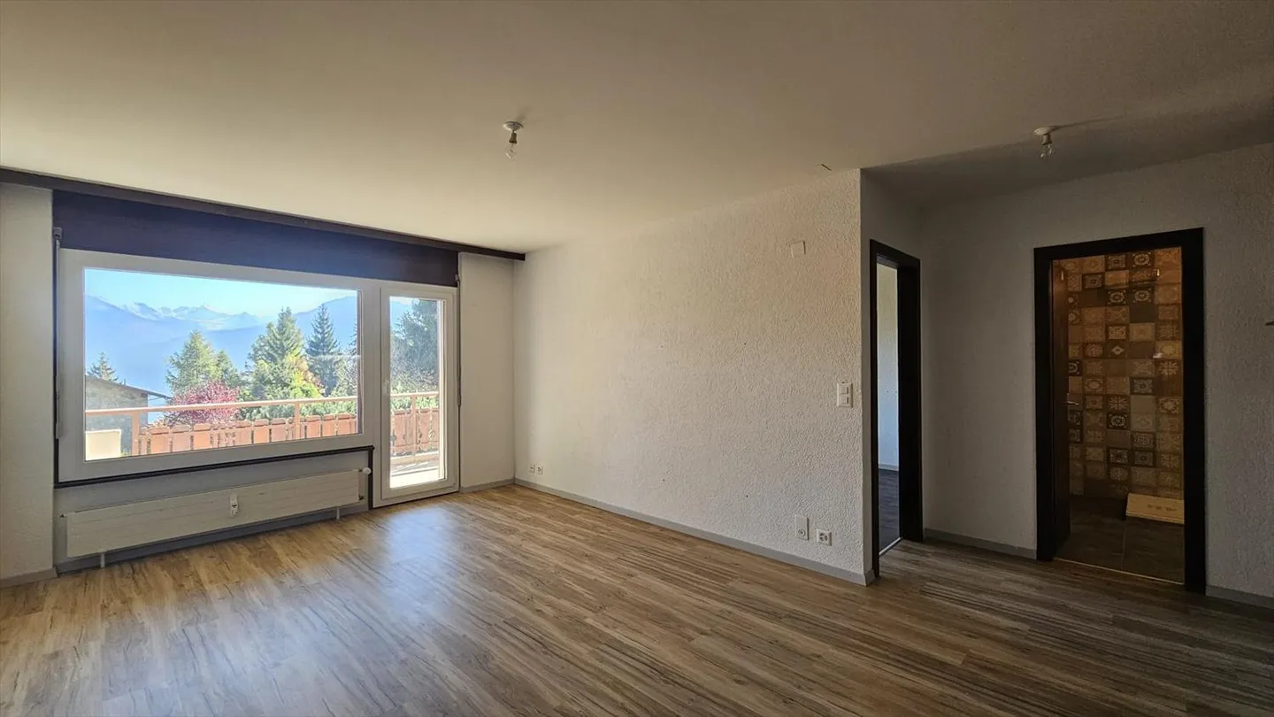 2-room apartment - Photo 3 of 10