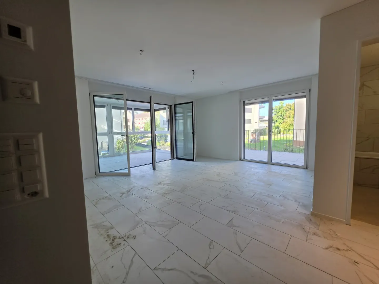 Prima locazione in HIGH FIVE Appartamento 4.5 stanze con giardino d'inverno e balcone - Foto 4 di 11