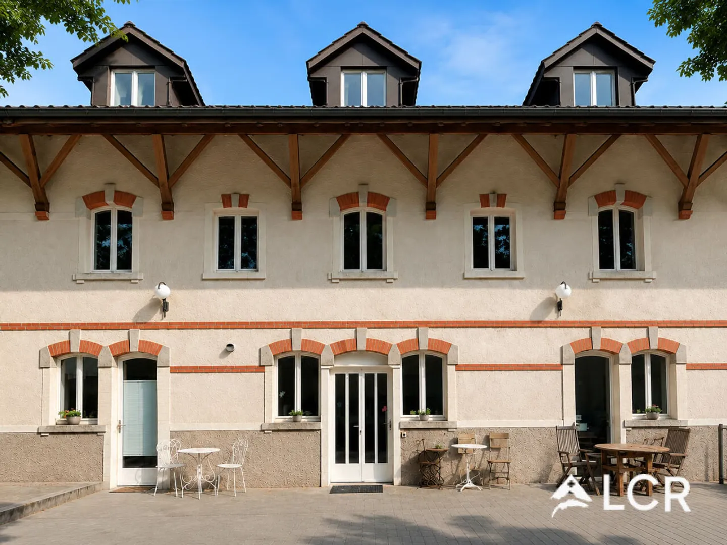 Espace de 217m² dans l'ancien Manège du Château de Vaumarcus - Photo 1 of 13