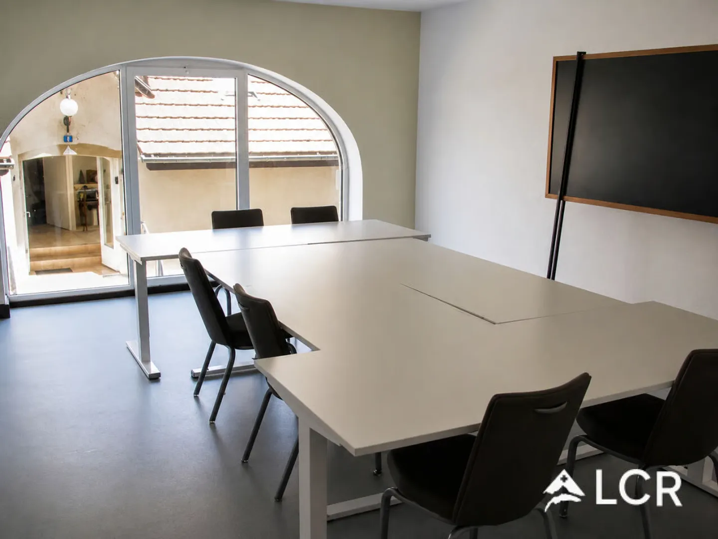 Espace de 217m² dans l'ancien Manège du Château de Vaumarcus - Photo 6 of 13