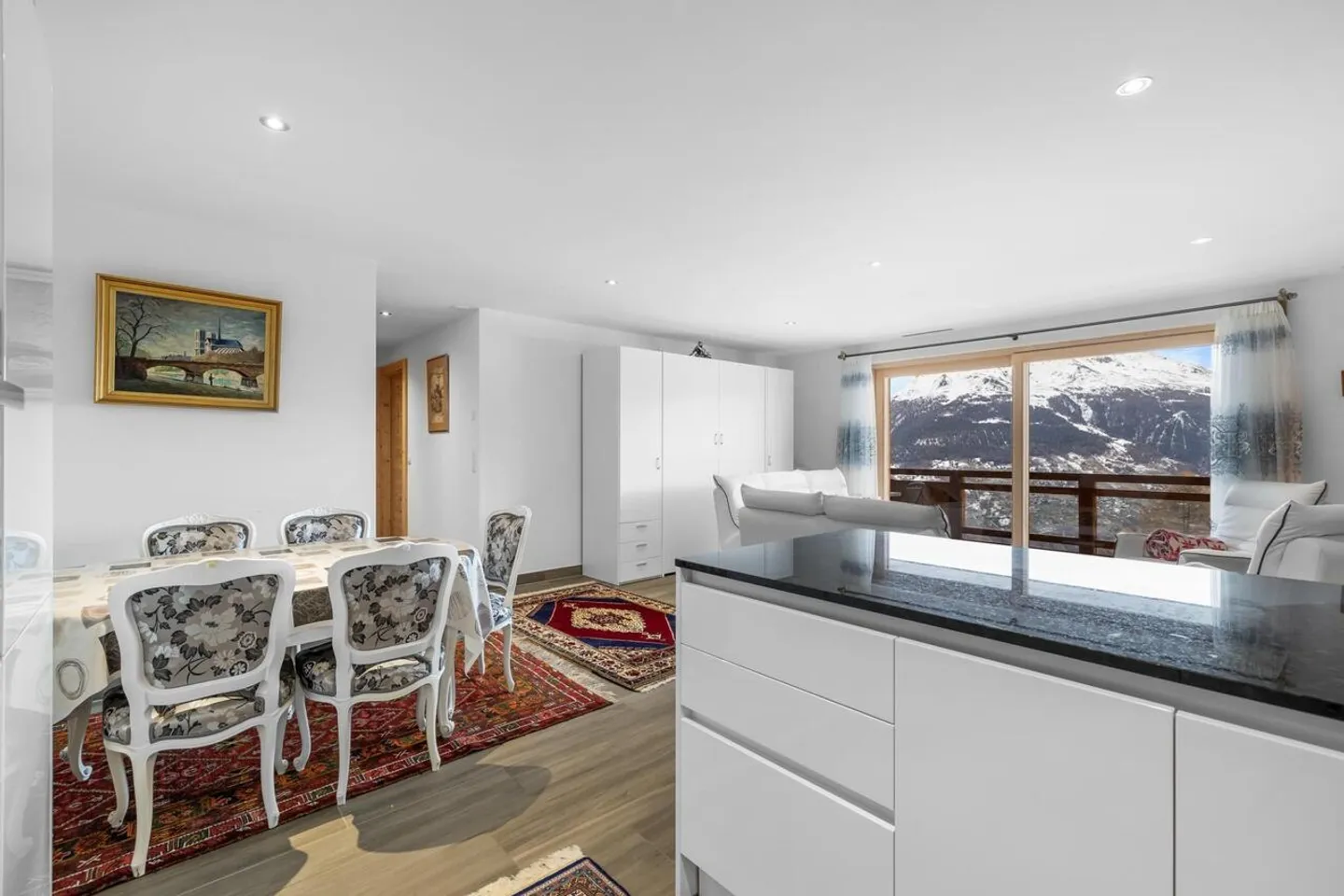 Wunderschöne Ski-in/Ski-out-Wohnung - Foto 3 von 17