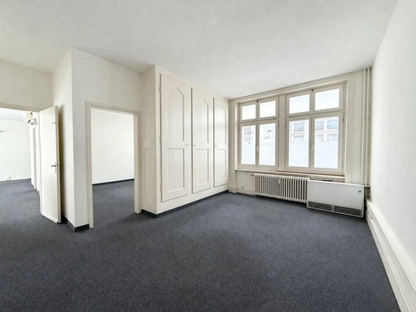 Your office space in the city center! - Photo 5 of 7