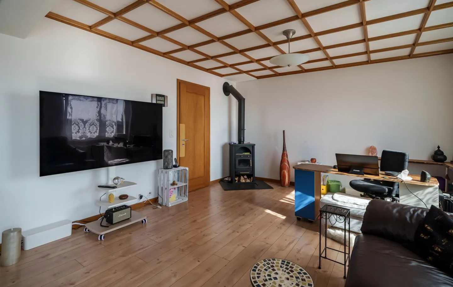 Picturesque Single-Family Home for Sale - Photo 6 of 13