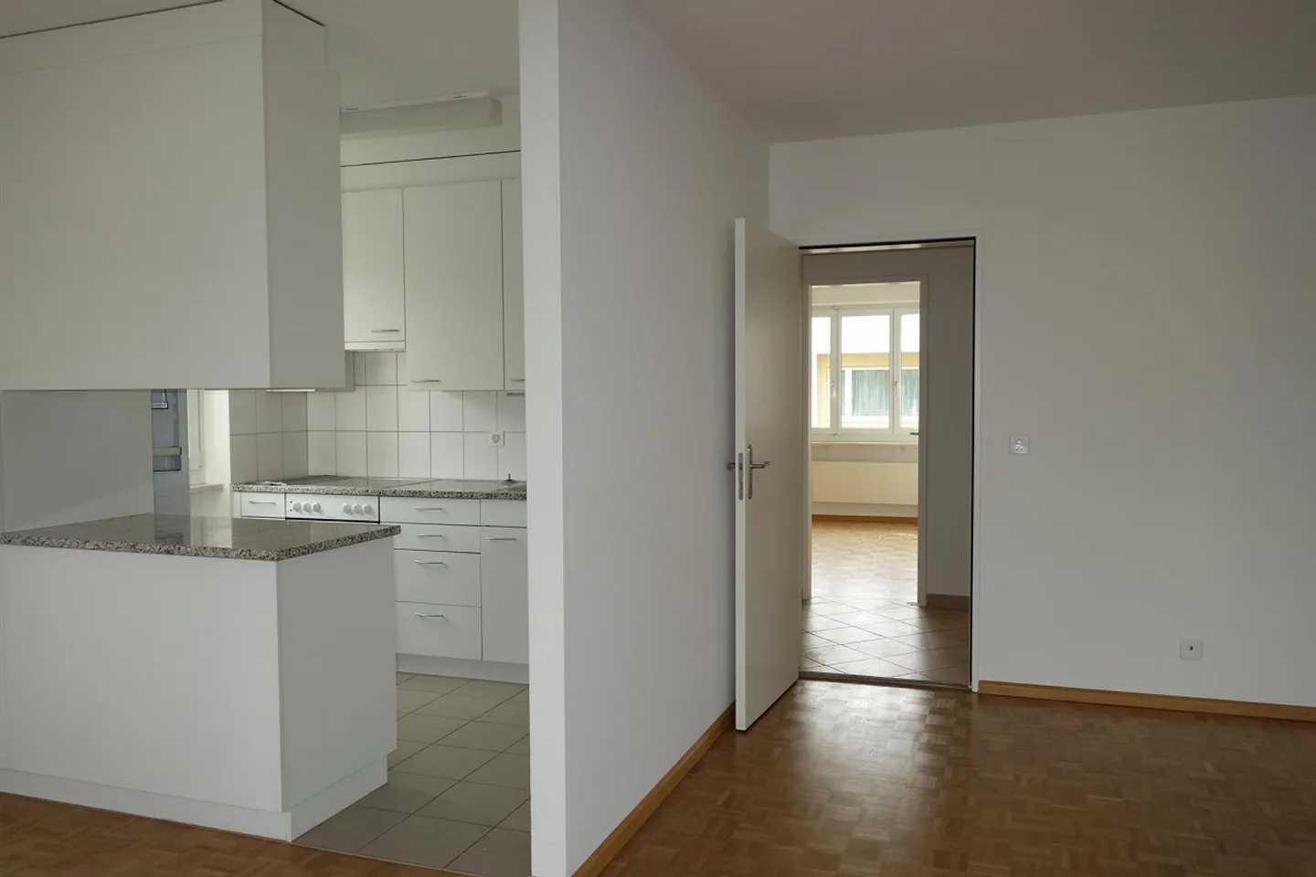 4.5 Room Apartment in Reinach BL - Photo 6 of 10
