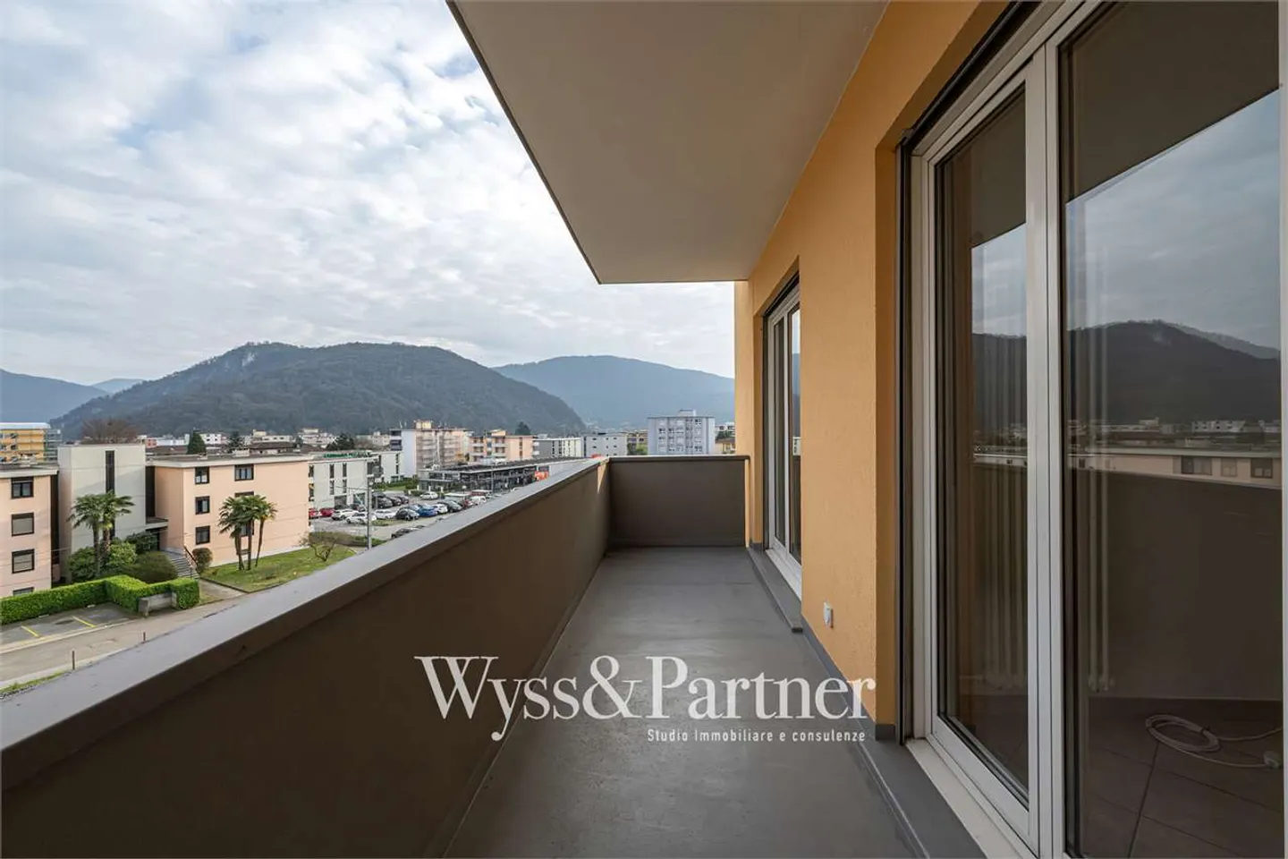 Bright 3.5 apartment for rent in Caslano - Photo 8 of 10