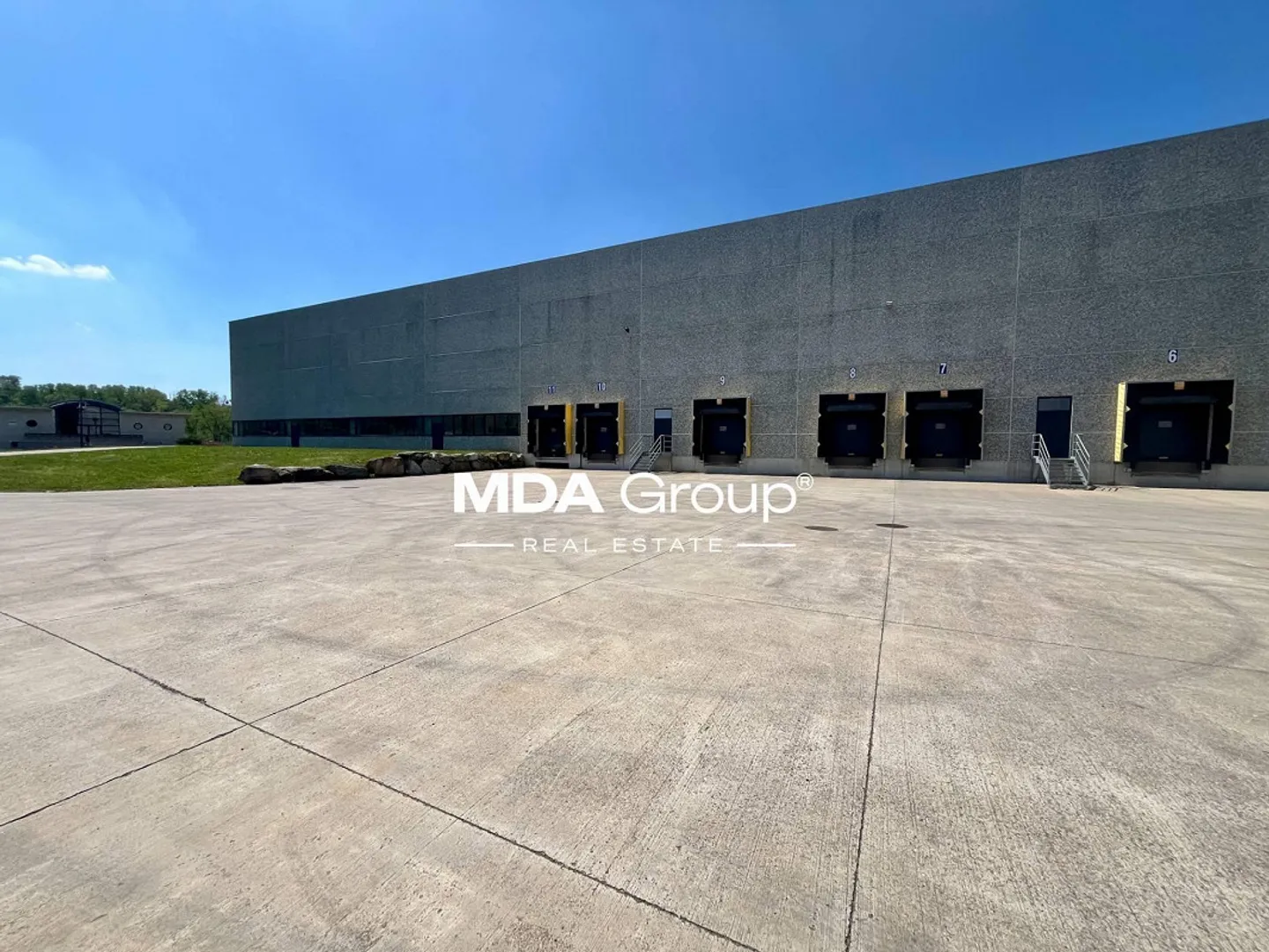 Magazzino - Stabio - Foto 1 di 2
