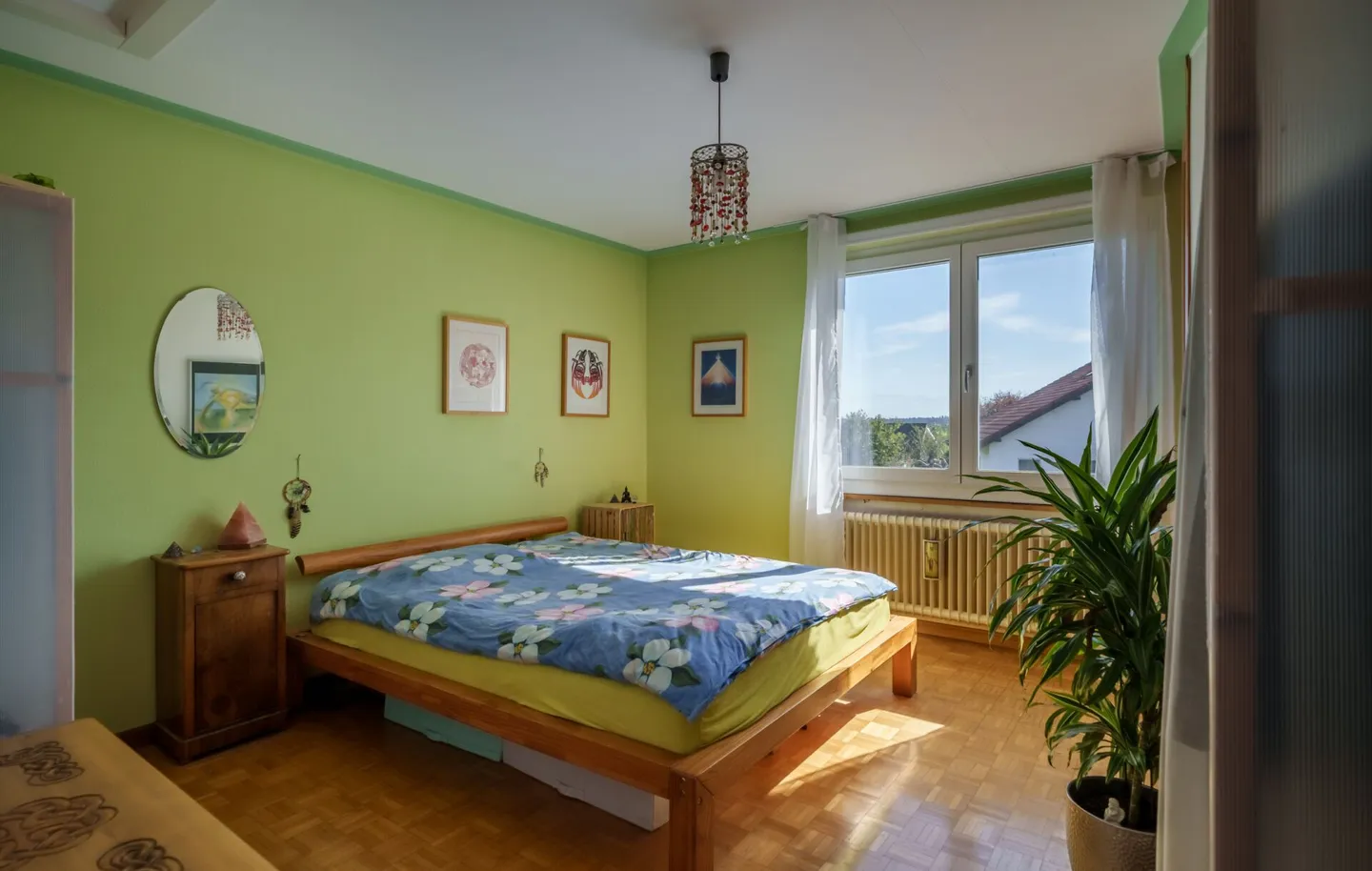 Picturesque Single-Family Home for Sale - Photo 8 of 13