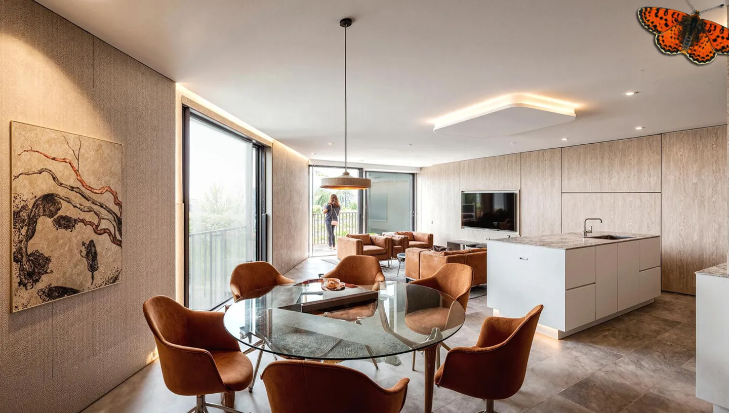 Stunning 4-room apartment of 152 m² on the 2nd floor with high-end features! - Photo 1 of 12