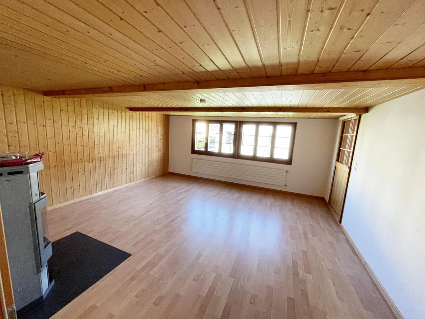 Spacious and Cozy 4.5-Room Apartment - Photo 4 of 21