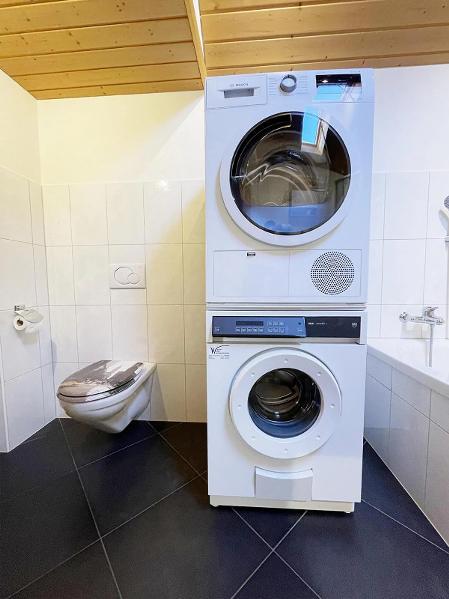 Spacious and Cozy 4.5-Room Apartment - Photo 10 of 21