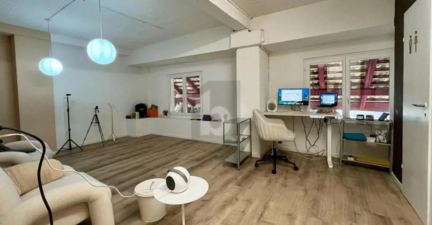 MODELLO DI SUCCESSO CON UNA CLIENTELA FIDELIZZATA - Foto 2 di 5