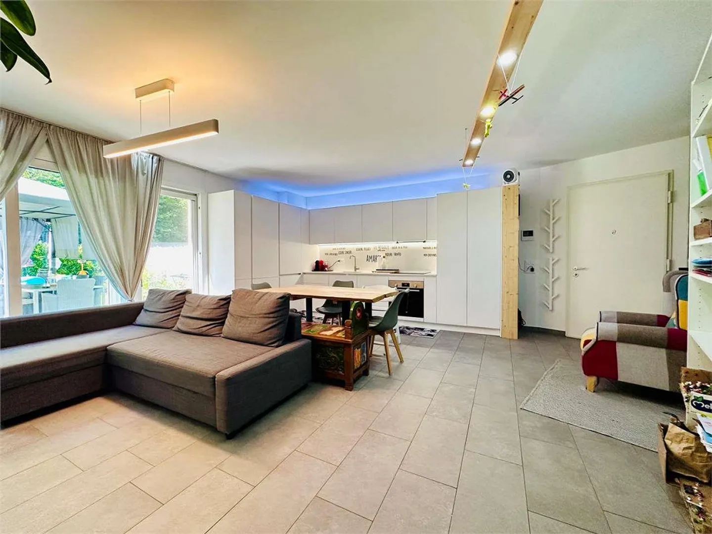 Ponte Capriasca - modernes 3.5-Zimmer-Apartment inmitten von Grün mit Garten - Foto 3 von 13