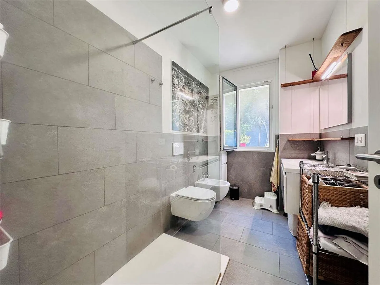 Ponte Capriasca - modernes 3.5-Zimmer-Apartment inmitten von Grün mit Garten - Foto 7 von 13