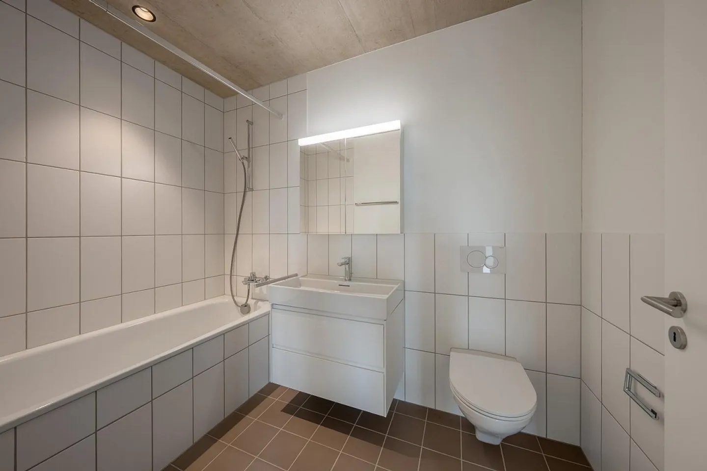 Appartement neuf moderne de 2.5 pièces sur la Mutschellenplatz à Rudolfstetten - Photo 3 sur 4