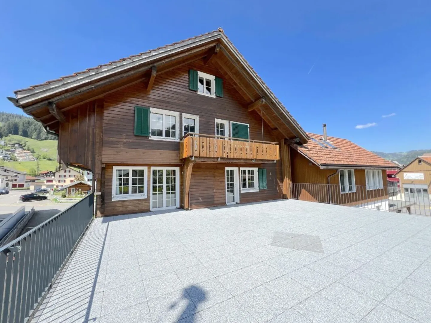 Schwyzerhus mit Stil - Freistehendes Bijoux in Unteriberg - Foto 2 von 19