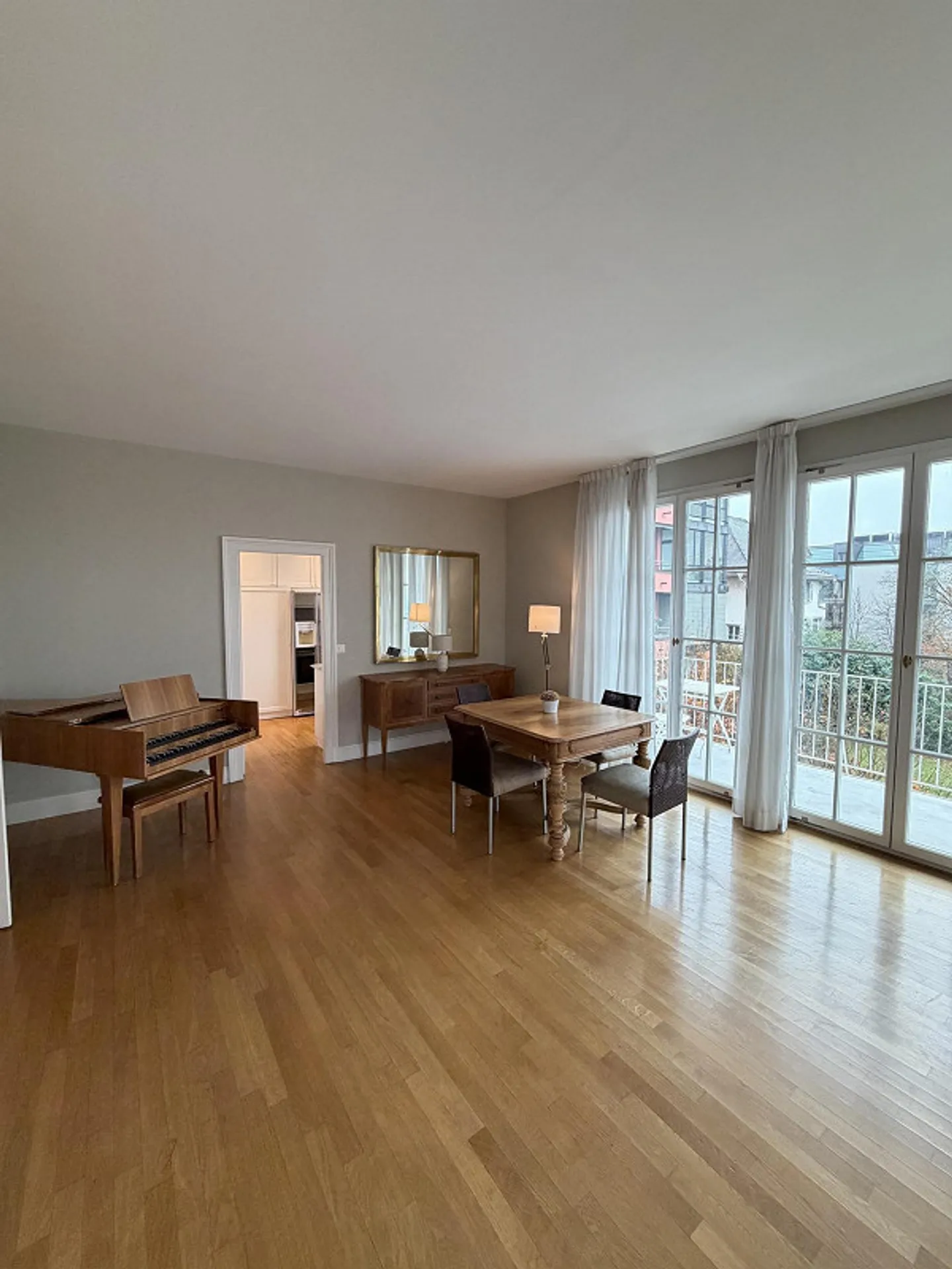 Luxuriöse 1-Zimmer-Wohnung in bester Lage in Zürich - Foto 2 von 10