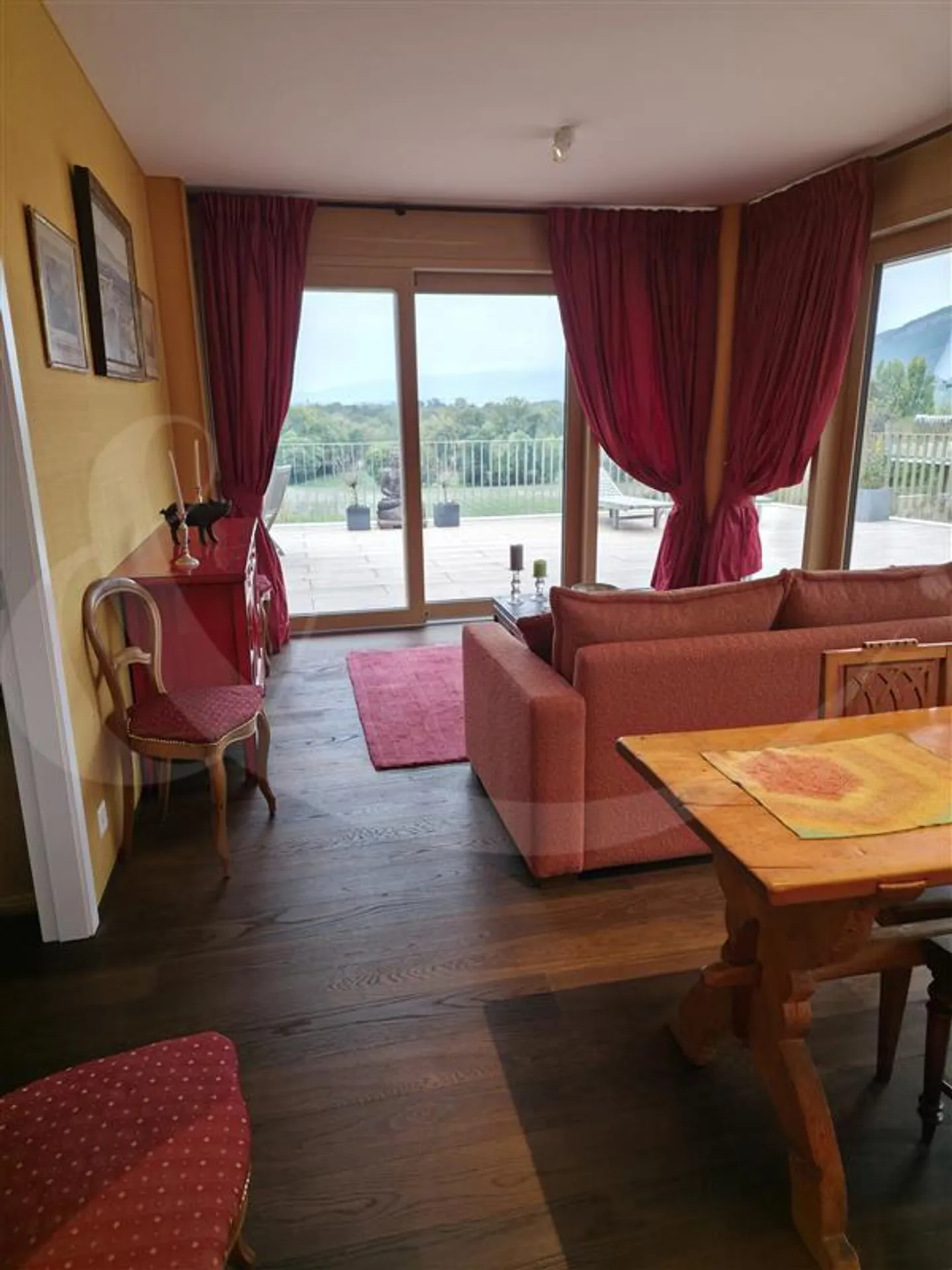 51 Rte Du Pas-De-L'echelle, magnifico appartamento di 3 stanze completamente arredato - Foto 4 di 5