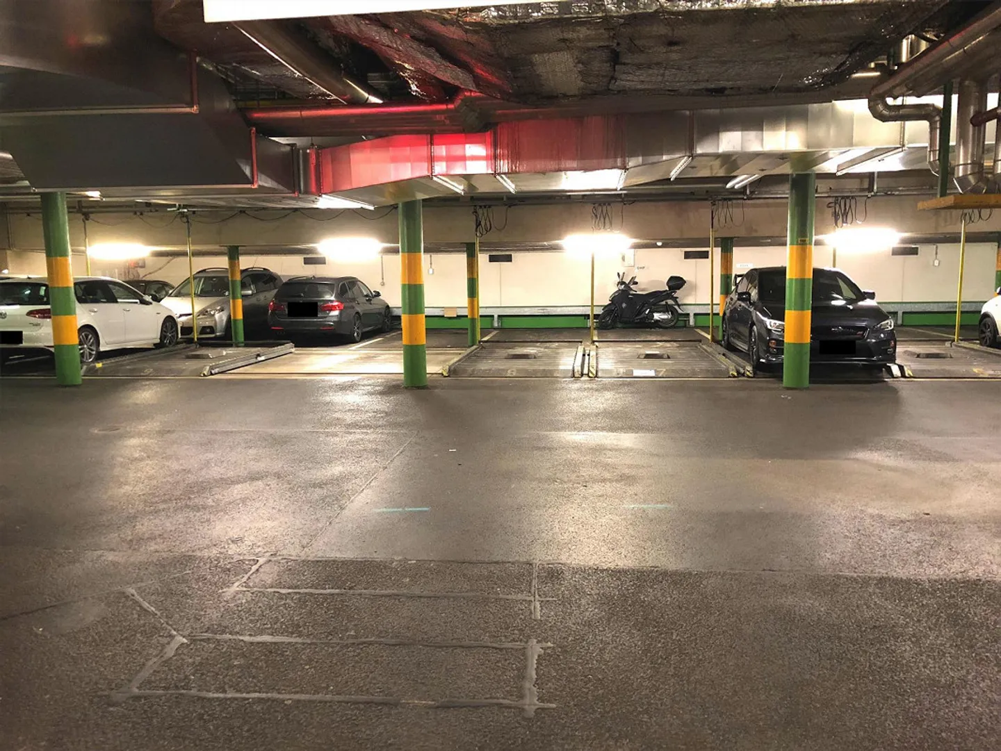 Parking space in Zurich - Photo 4 of 5
