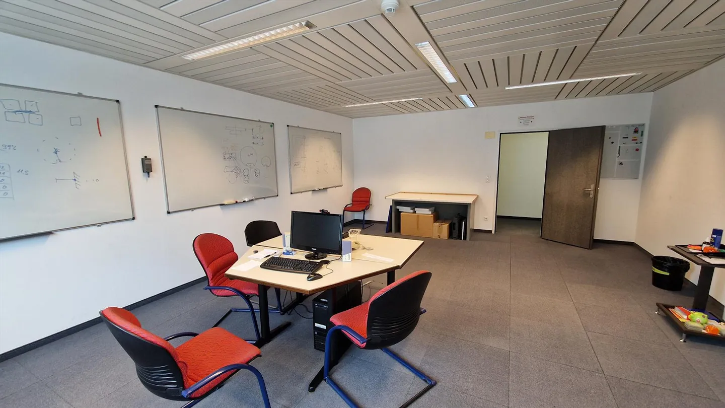 Office / Commercial / Practice / Studio: 591 m2 for rent in Chur West - Photo 5 of 14