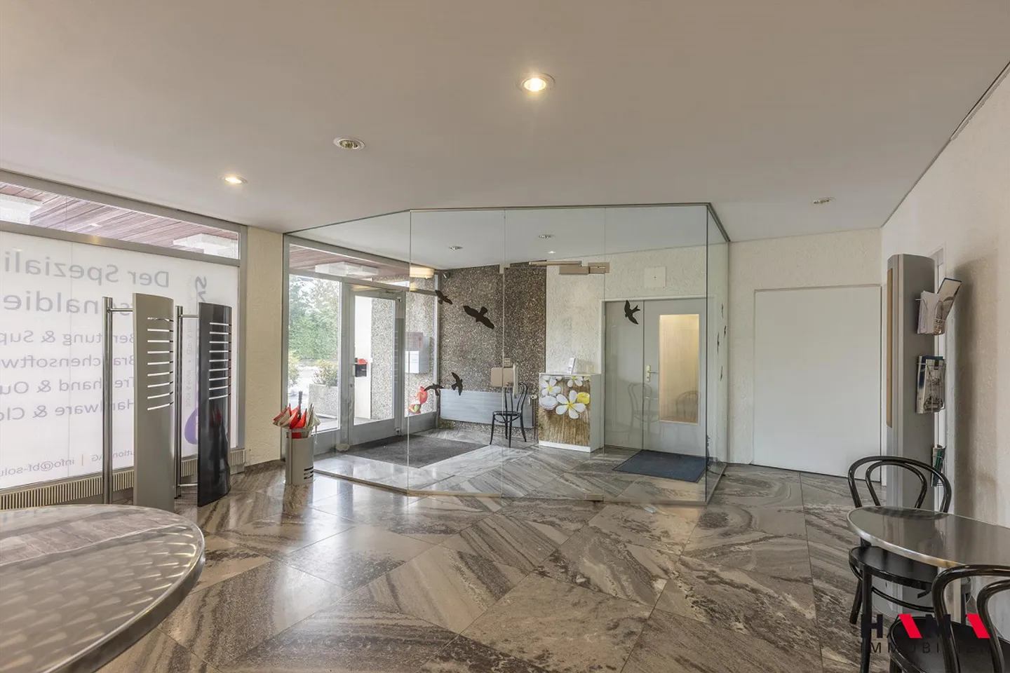 Spacious office premises in a central location - Photo 1 of 13