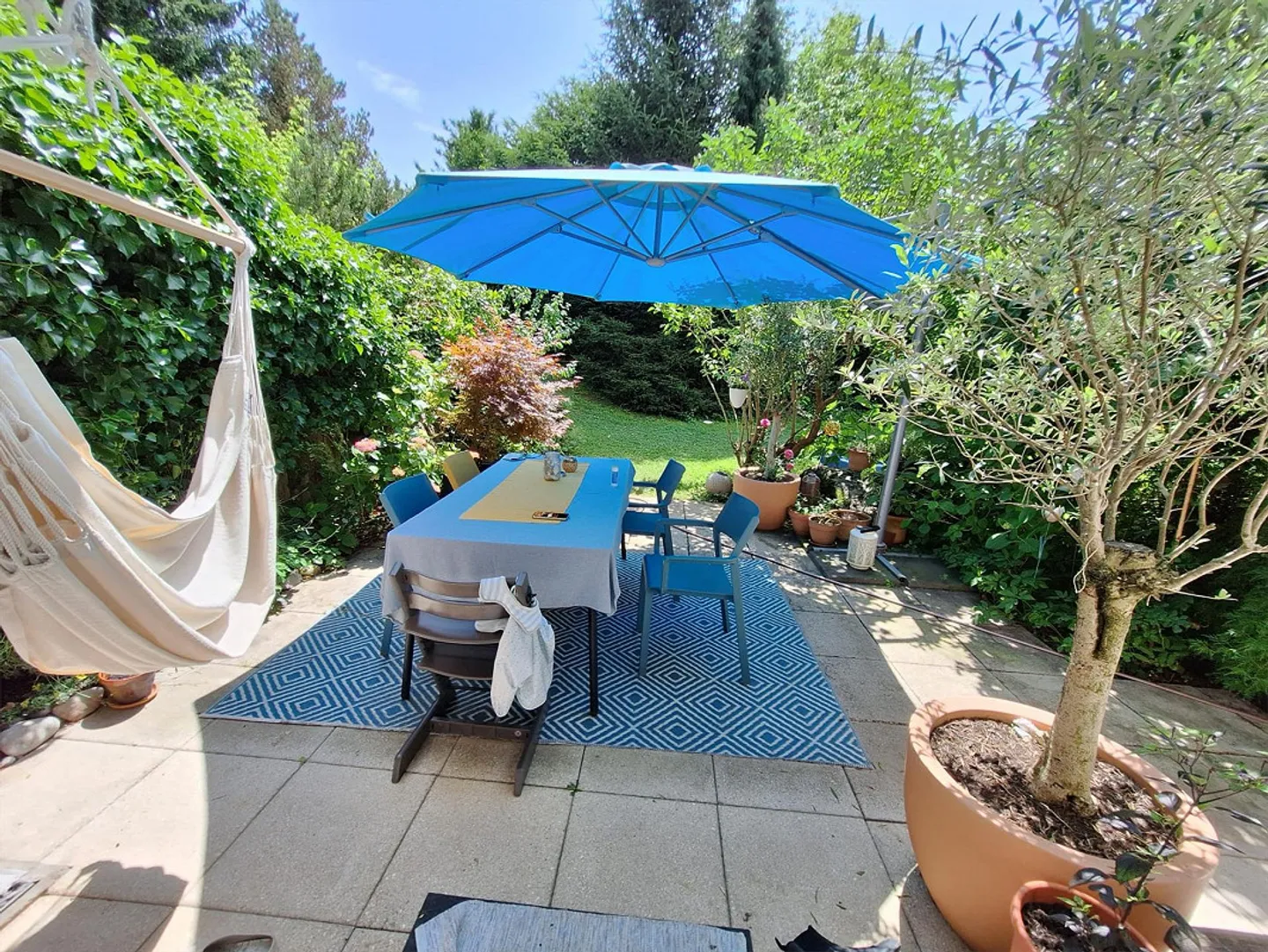 Belle appartement de jardin meublé de 4,5 pièces au pied de l'Uetliberg - Photo 1 sur 11