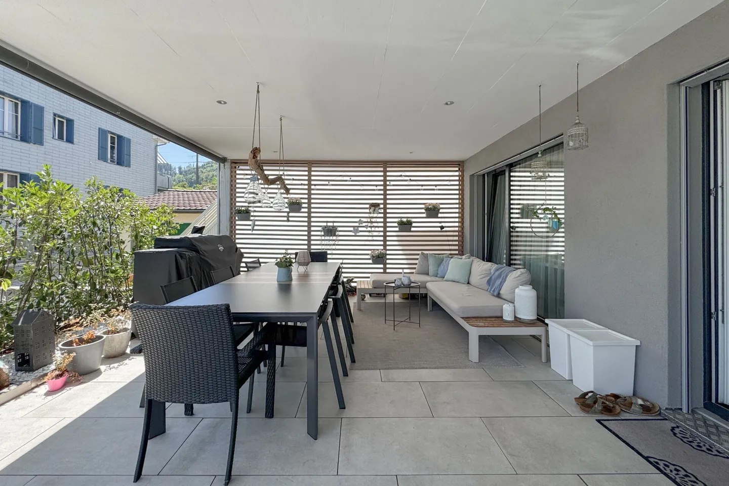 Light, Space, Comfort: Ground Floor Apartment with 4½ Rooms and Large Terrace - Photo 6 of 13