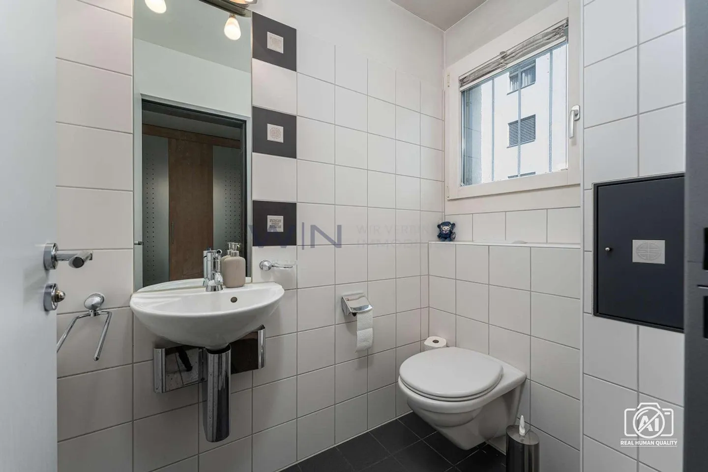 Geräumiges Familienhaus mit Wintergarten - Foto 13 von 13