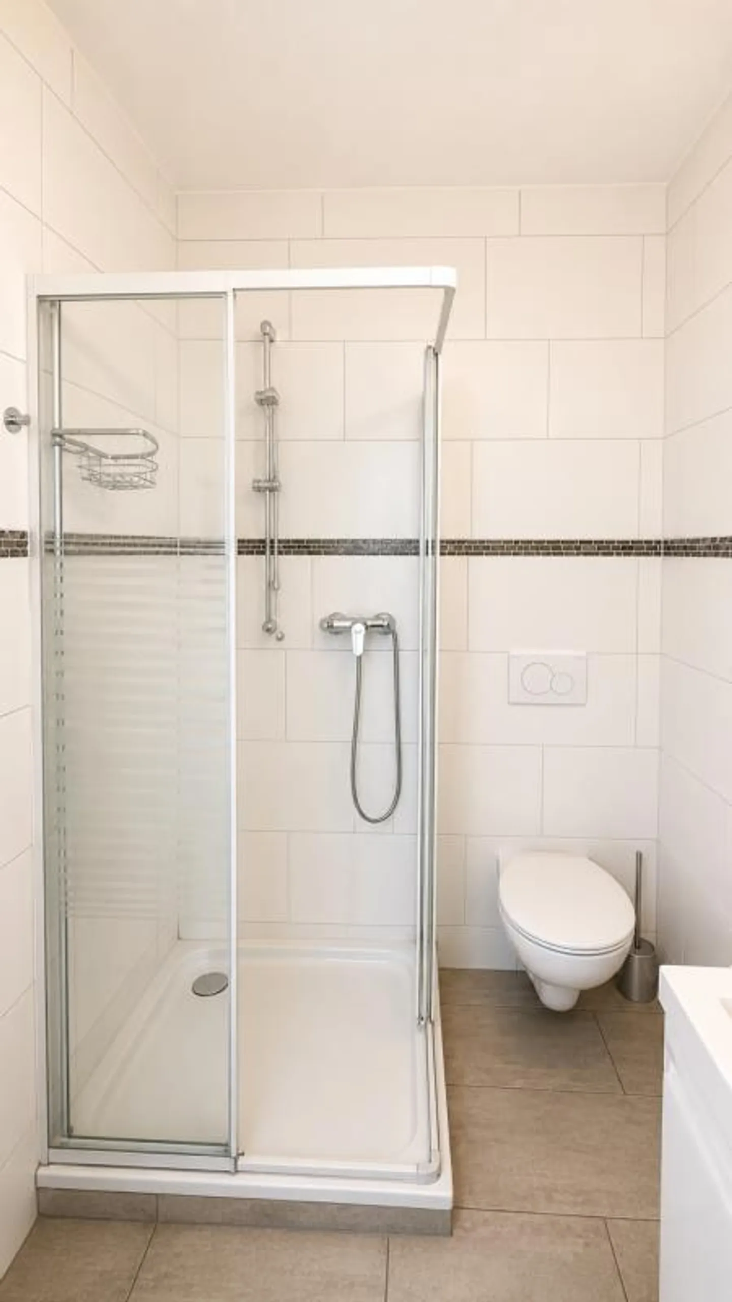Move in and feel at home - furnished apartment in Frauenfeld - Photo 3 of 5
