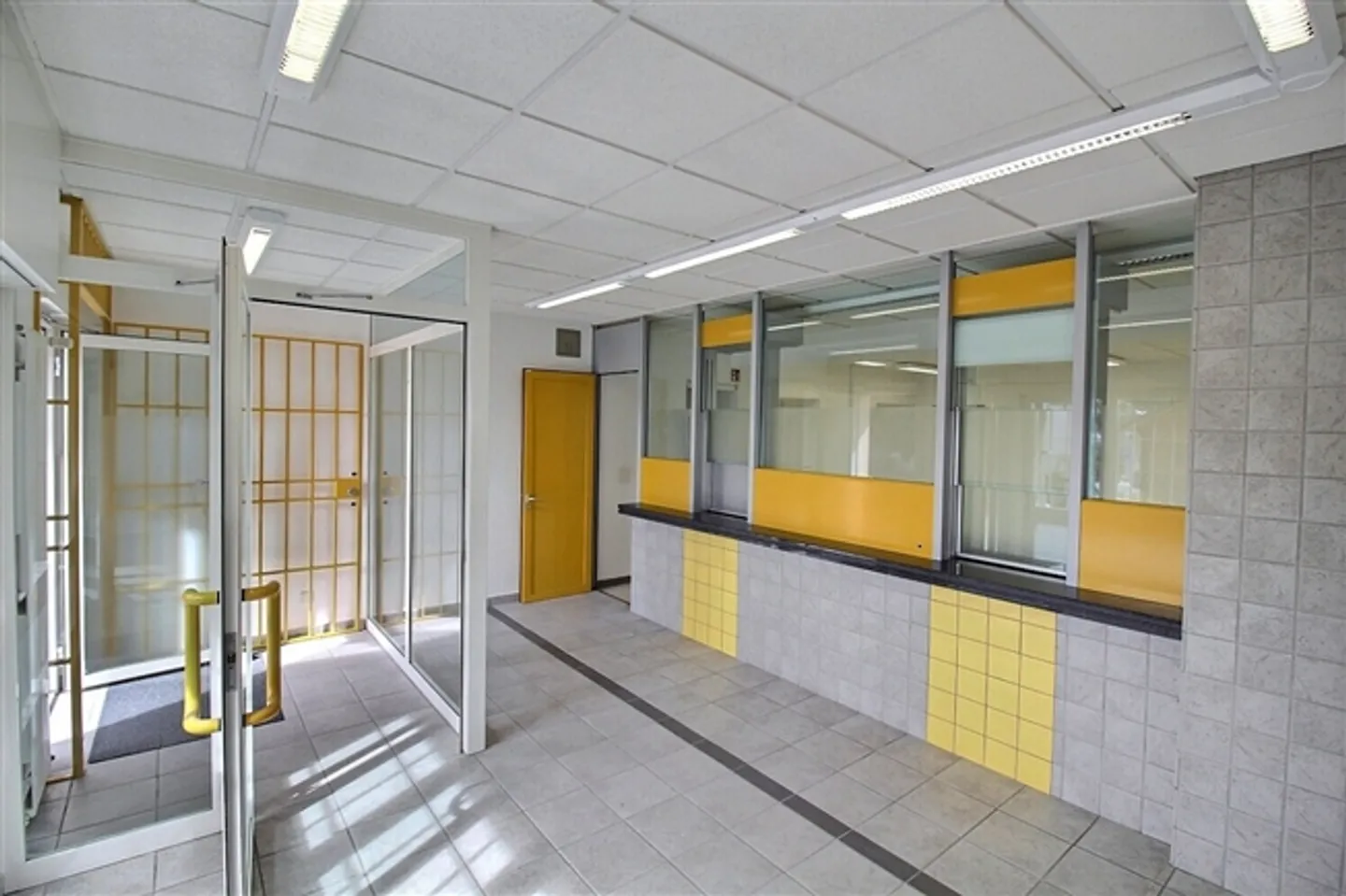 7003. Commercial premises / offices in the center of Chermignon d'en Haut - Photo 5 of 13