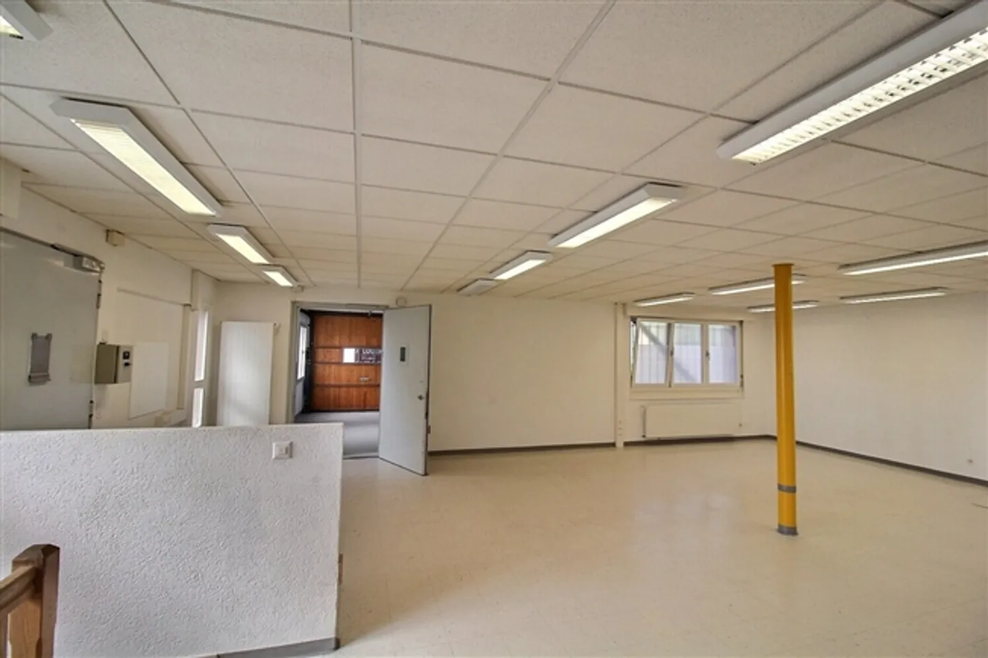 7003. Commercial premises / offices in the center of Chermignon d'en Haut - Photo 11 of 13