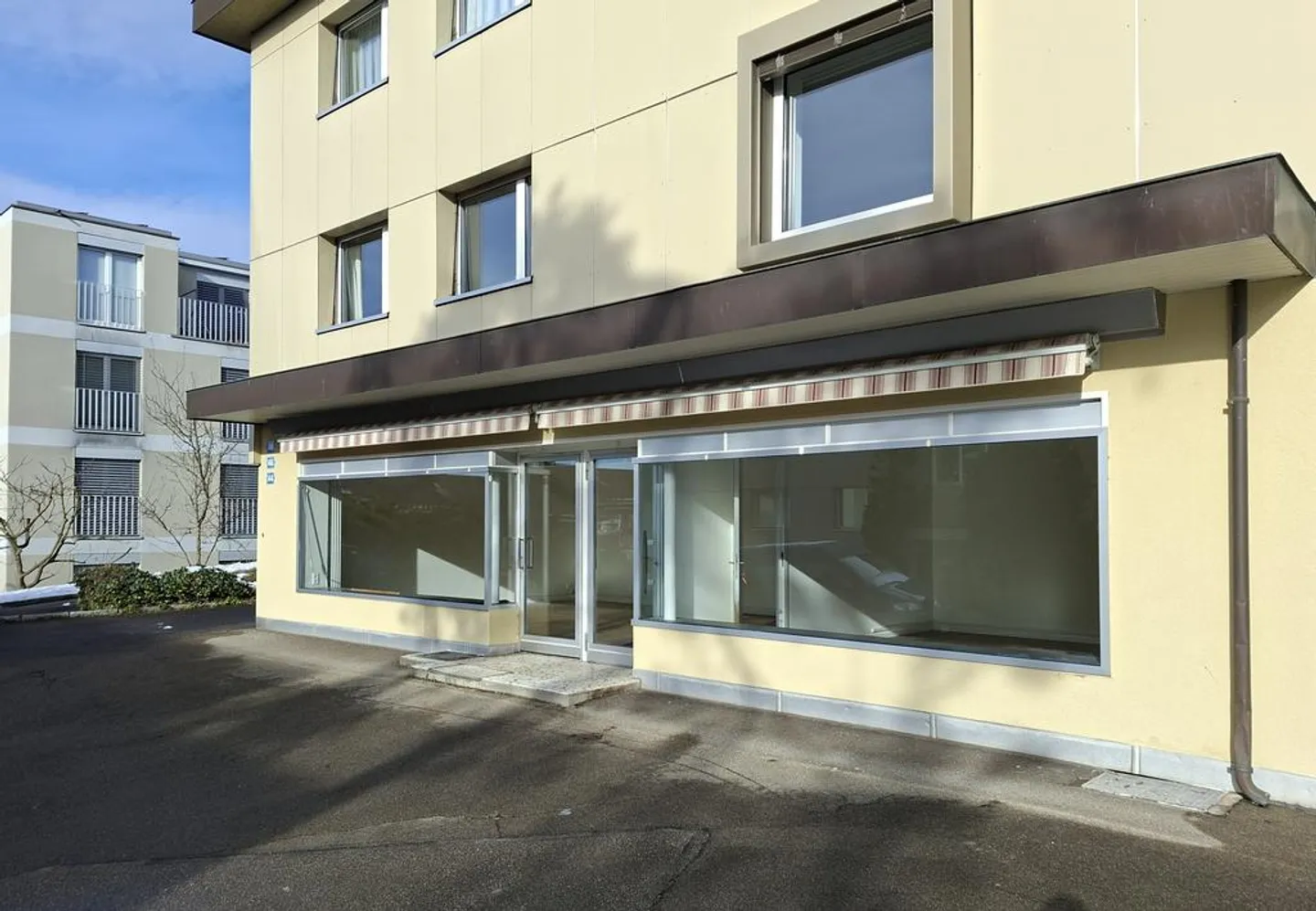 Attraktive Gewerbefläche in Zürich Höngg zu vermieten - Foto 1 von 9